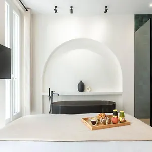  Hotel Mouchki France